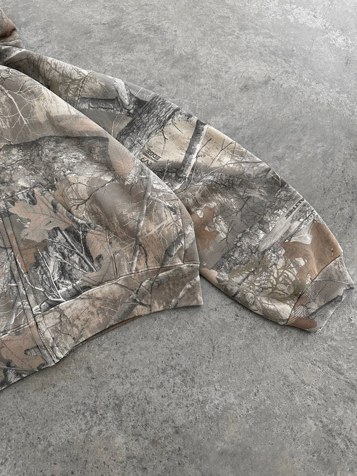 Camo Print Zip-Up Hoodie