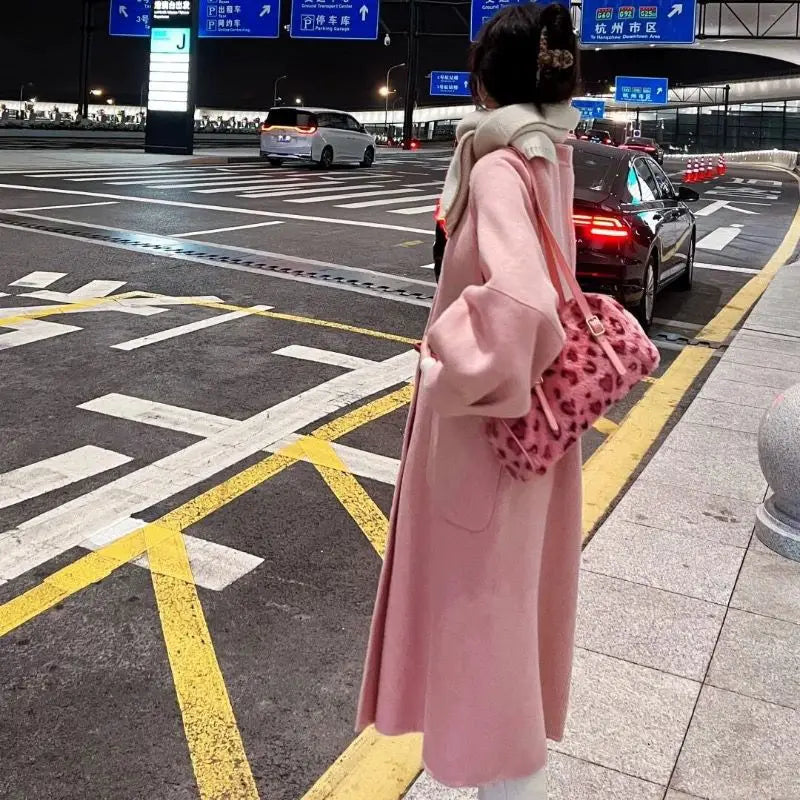 Yumuşak Pembe Leopar Desenli Suni Kürk Omuz Çantası