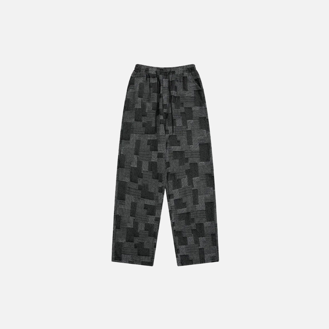 Patchwork Bol Kesim Pantolon, model üzerinde — Navra Wear