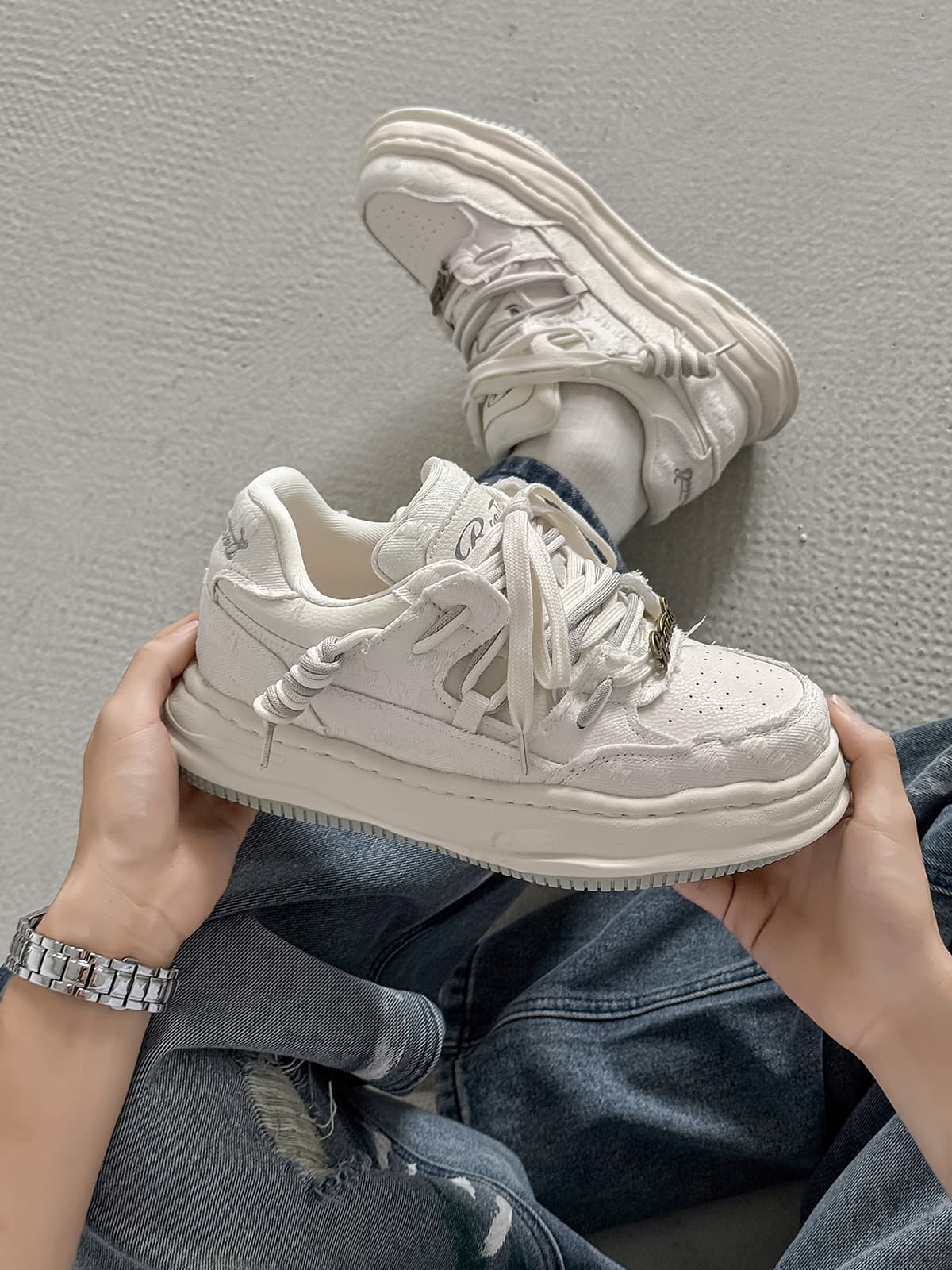 Nakış Yazılı Eskitme Denim Platform Sneaker