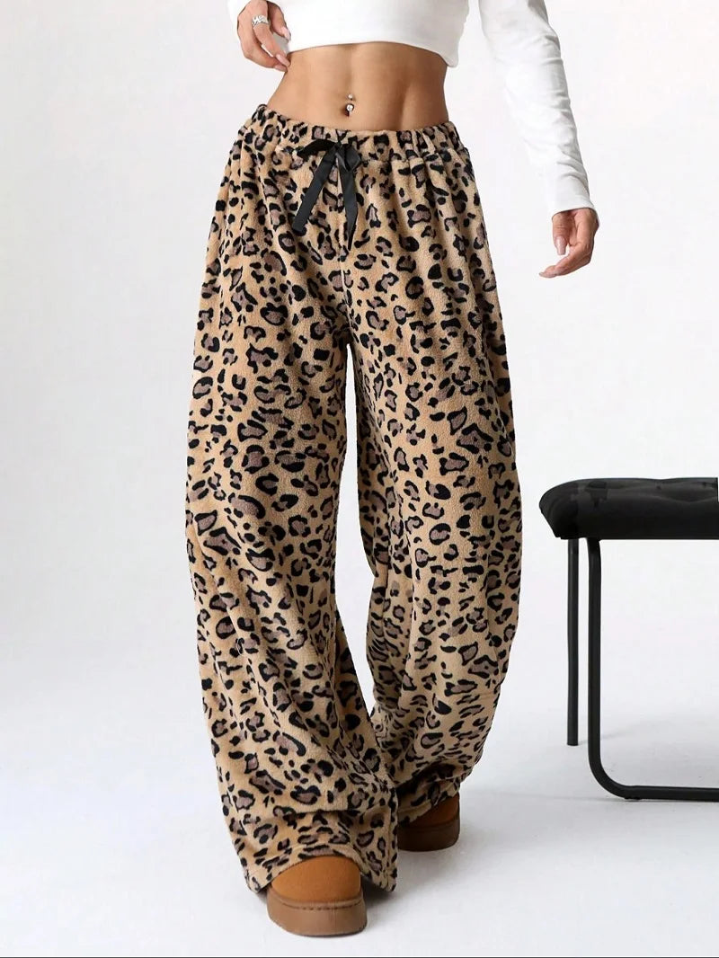 Leopar Desenli Geniş Paça Jogger