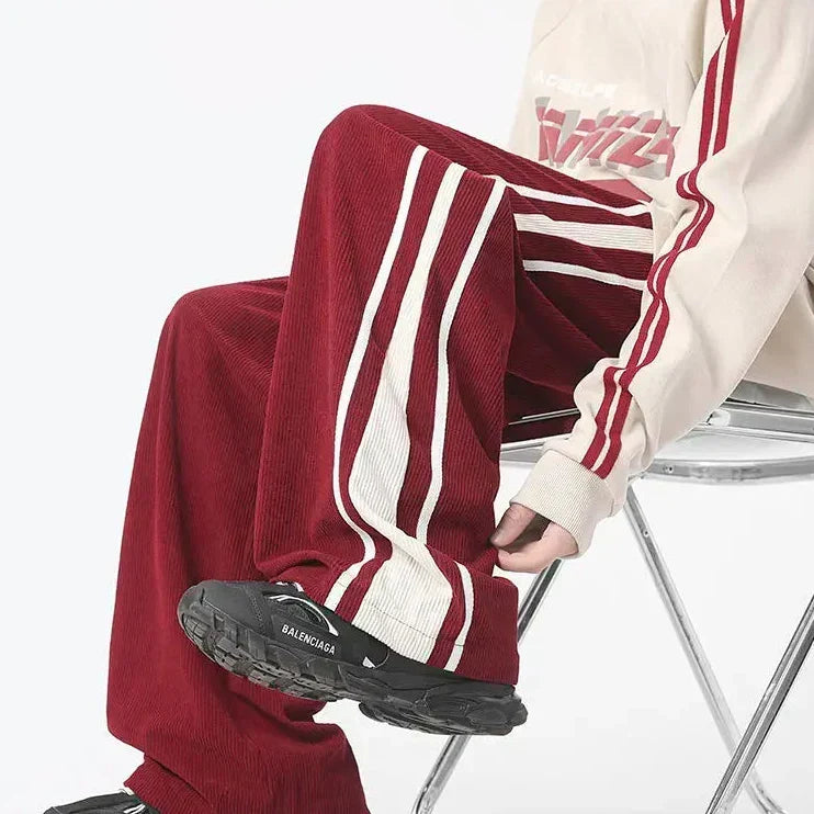 Y2K Wide Leg Jogger, arka görünüm — Navra Wear