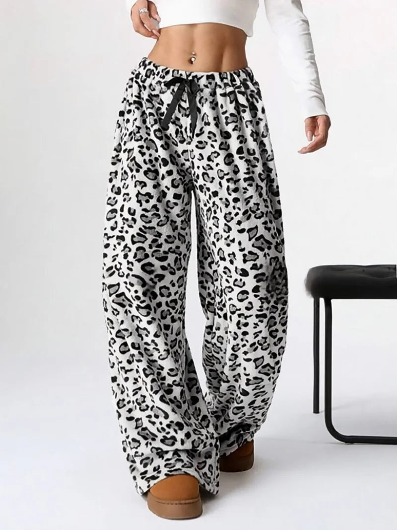 Leopar Desenli Geniş Paça Jogger