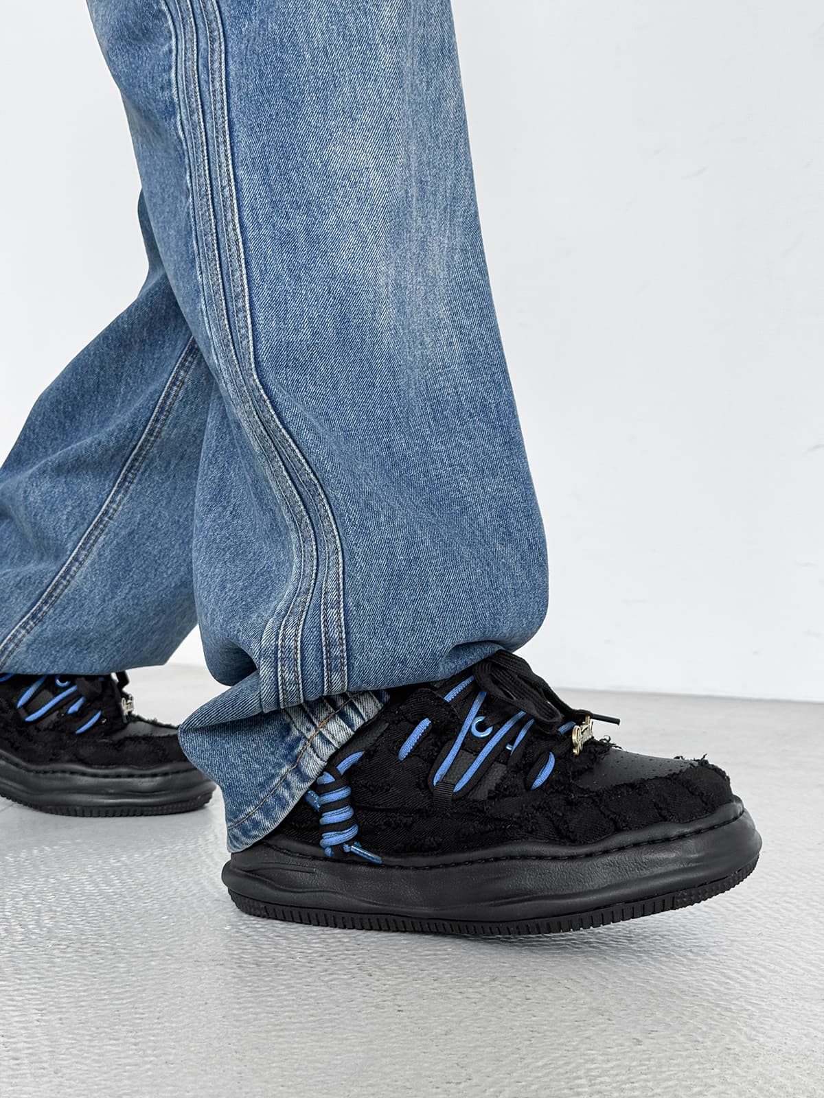 Nakış Yazılı Eskitme Denim Platform Sneaker